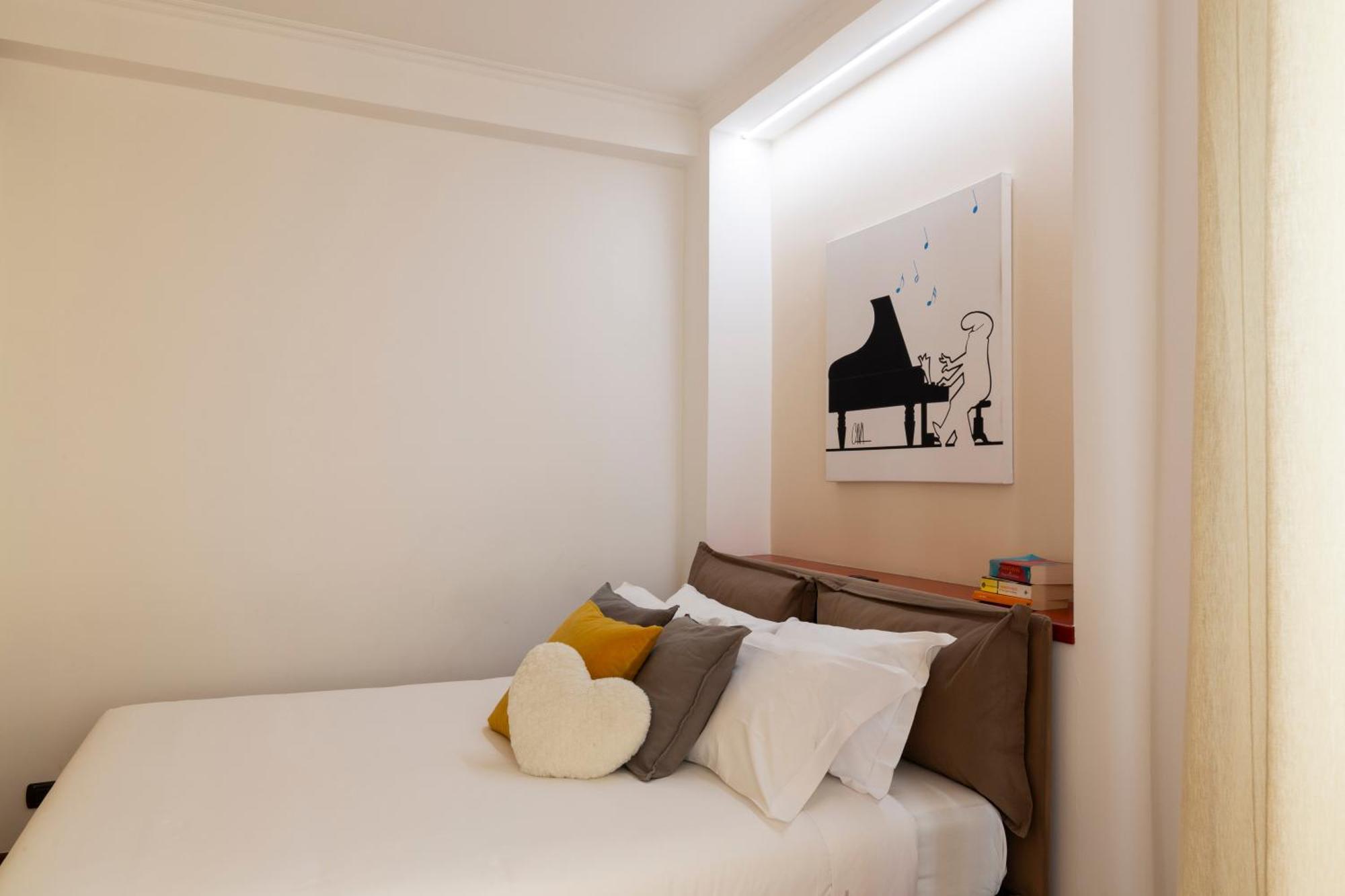 The Wall - Top Floor Apartment Милано Екстериор снимка