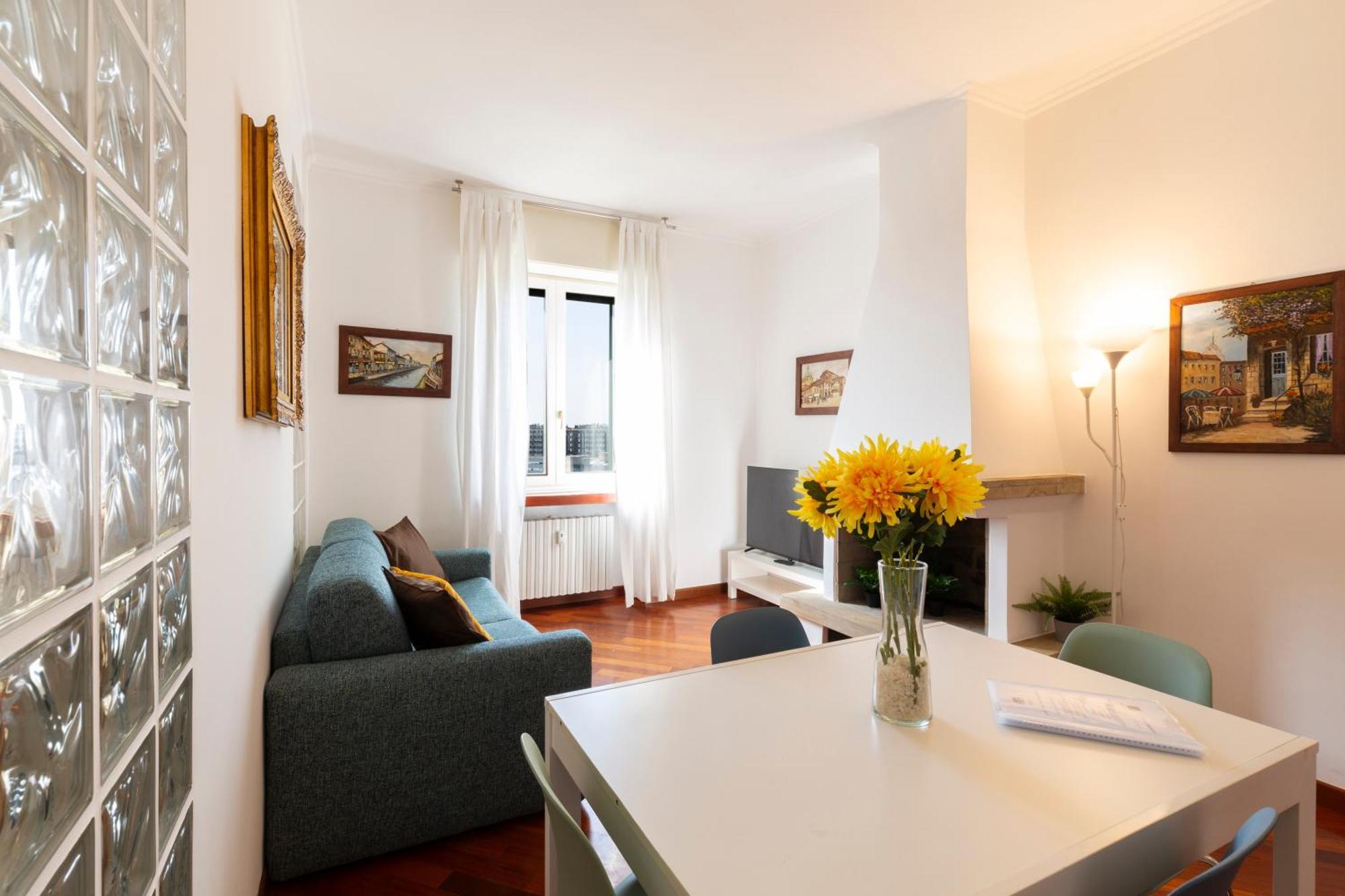 The Wall - Top Floor Apartment Милано Екстериор снимка