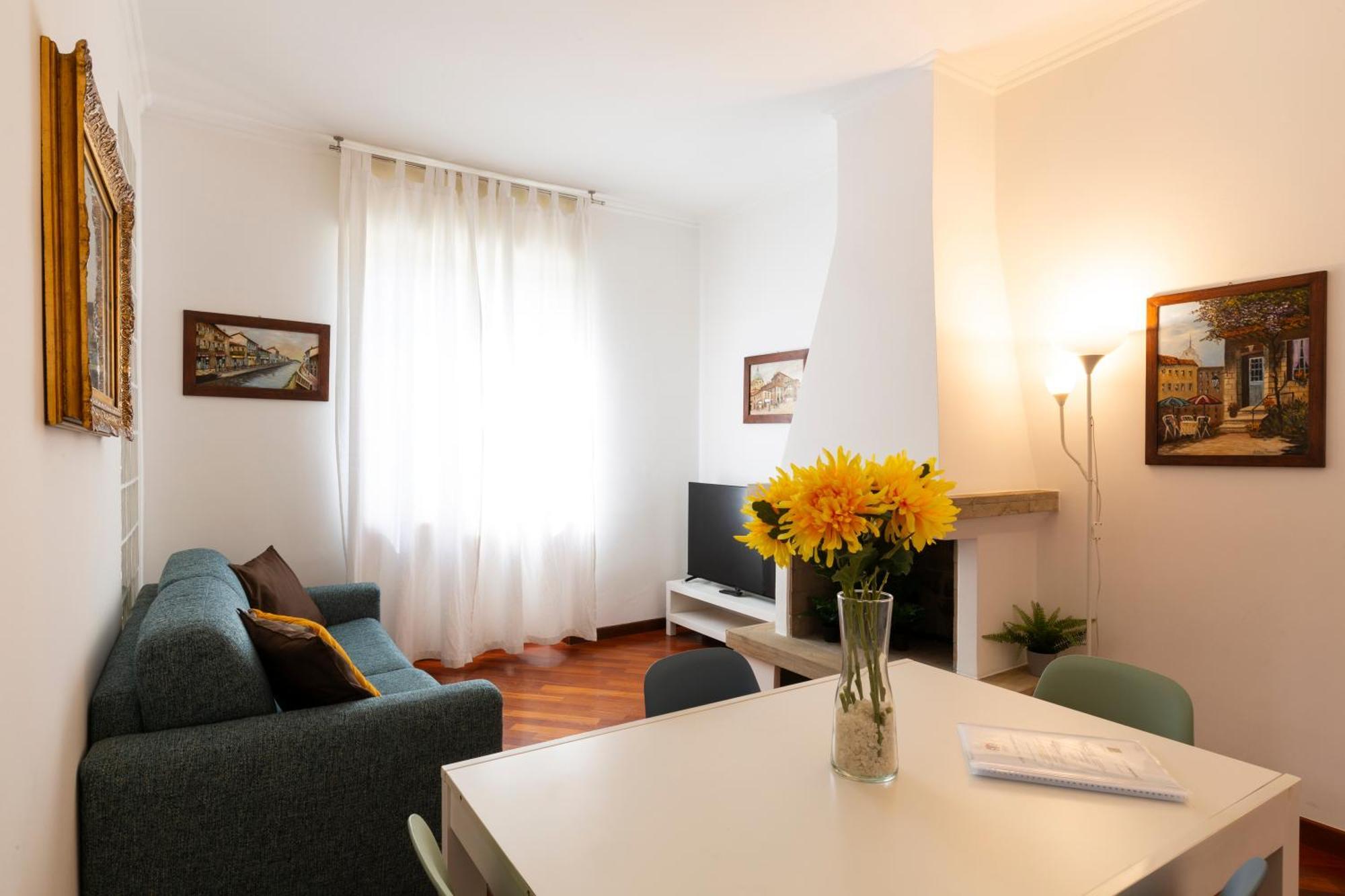 The Wall - Top Floor Apartment Милано Екстериор снимка